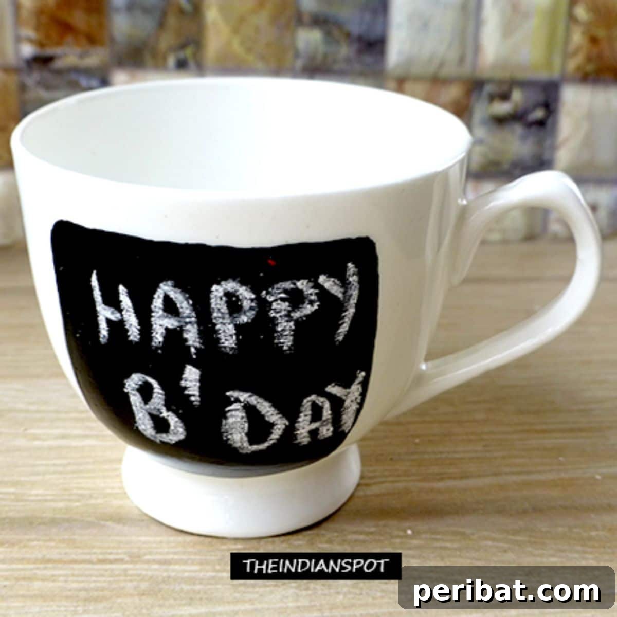 Interactive DIY Chalkboard Mugs for Daily Messages