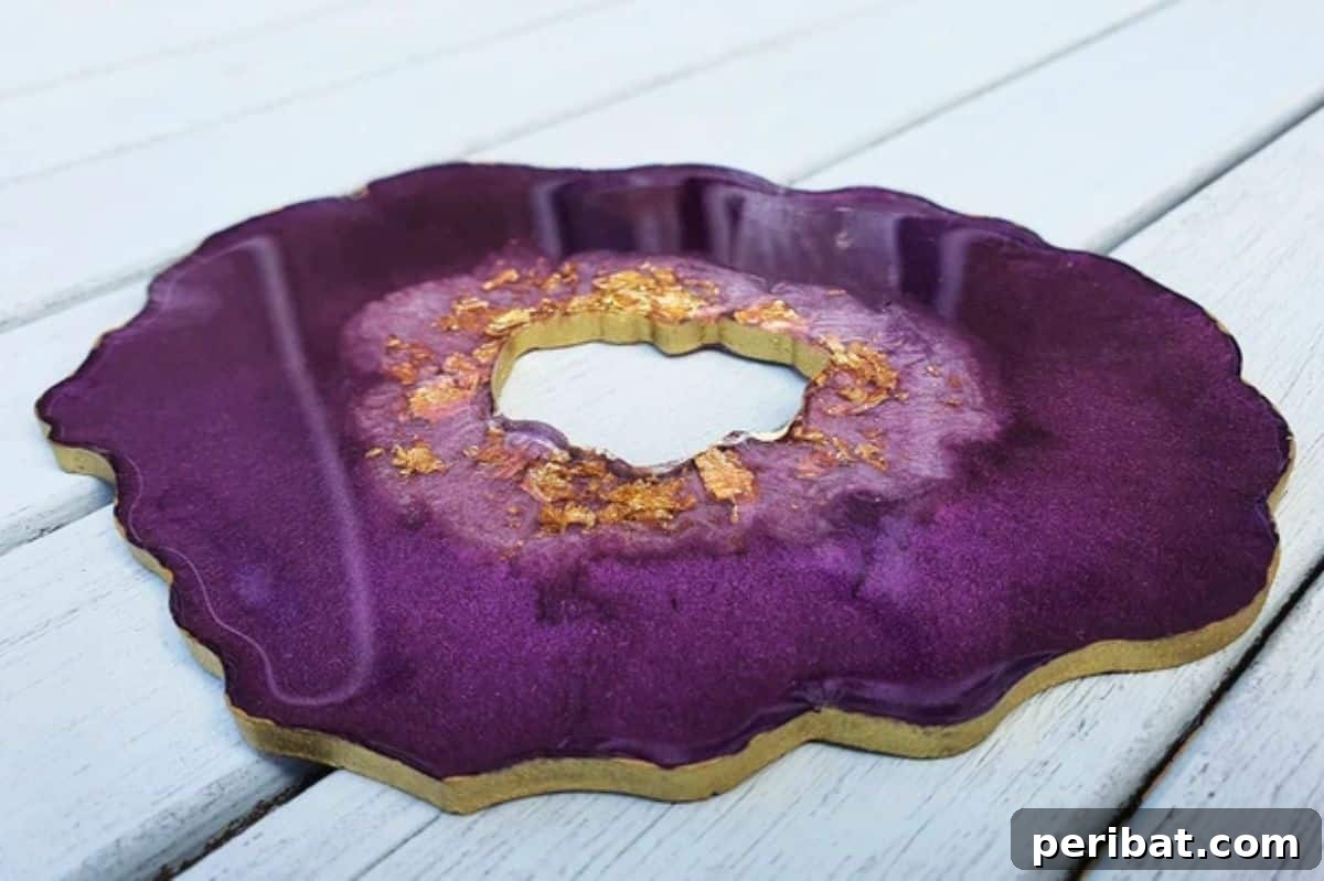 50 Ingenious DIY Coaster Creations 9 Geode Resin Coaster
