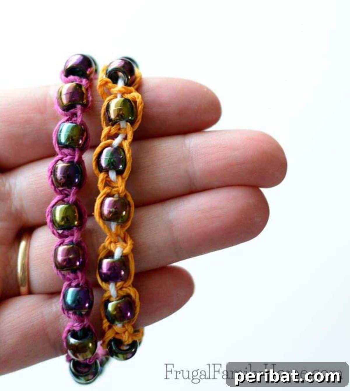 DIY Square Knot Hemp Bracelet