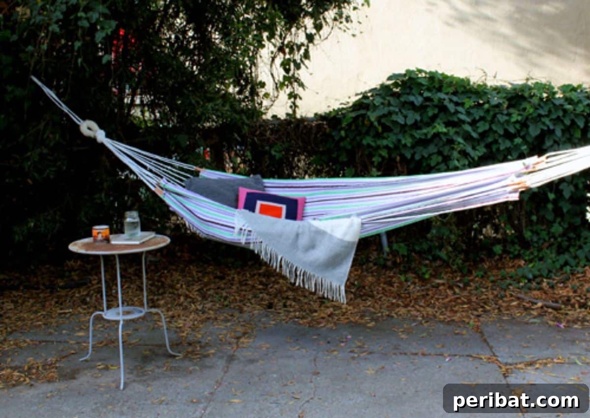 DIY Simple Summer Hammock