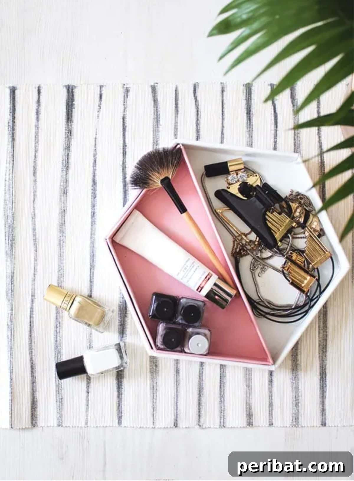 39 Adorable Handmade Gifts for Your Daughter 17 DIY Leather Hexagon Vanity Tray for Elegant Organization