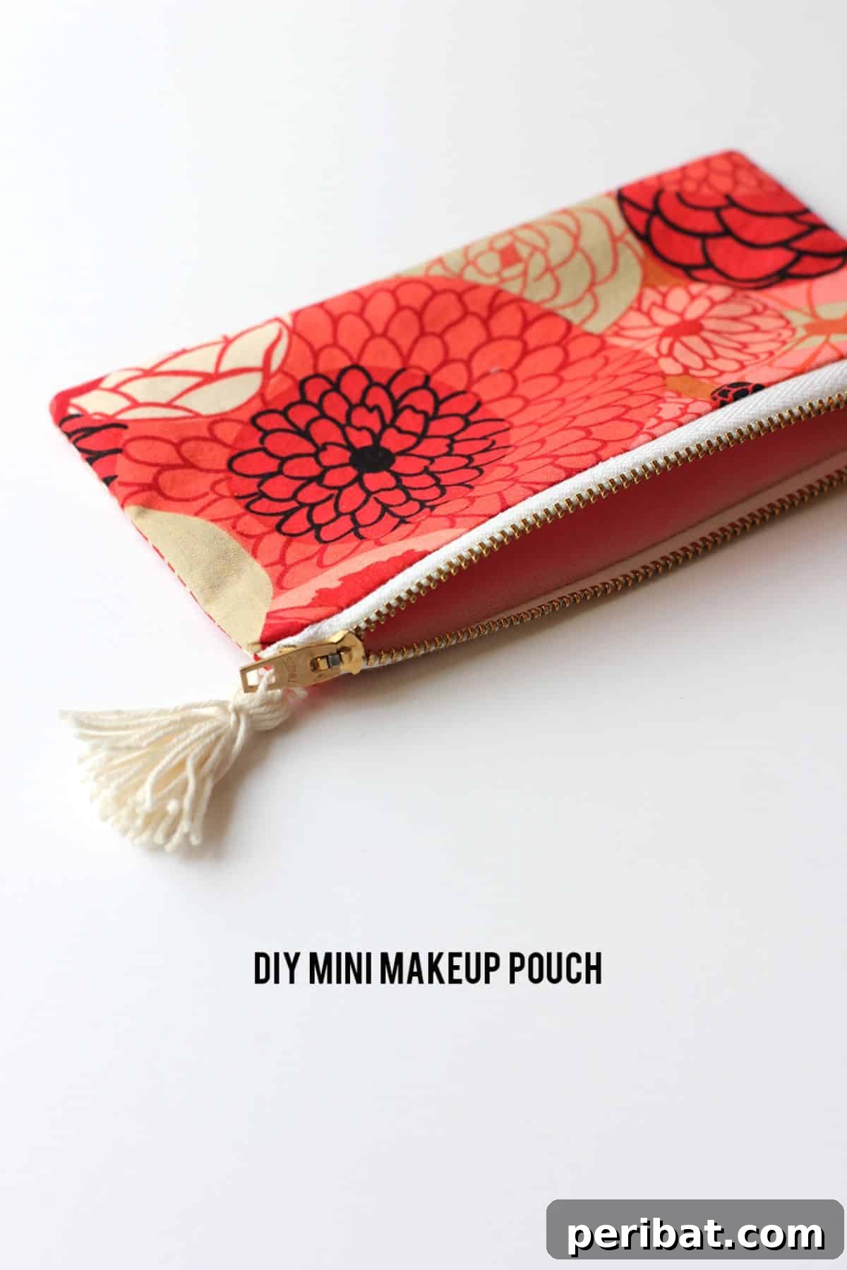39 Adorable Handmade Gifts for Your Daughter 22 DIY Mini Makeup Pouch for Organized Beauty Essentials