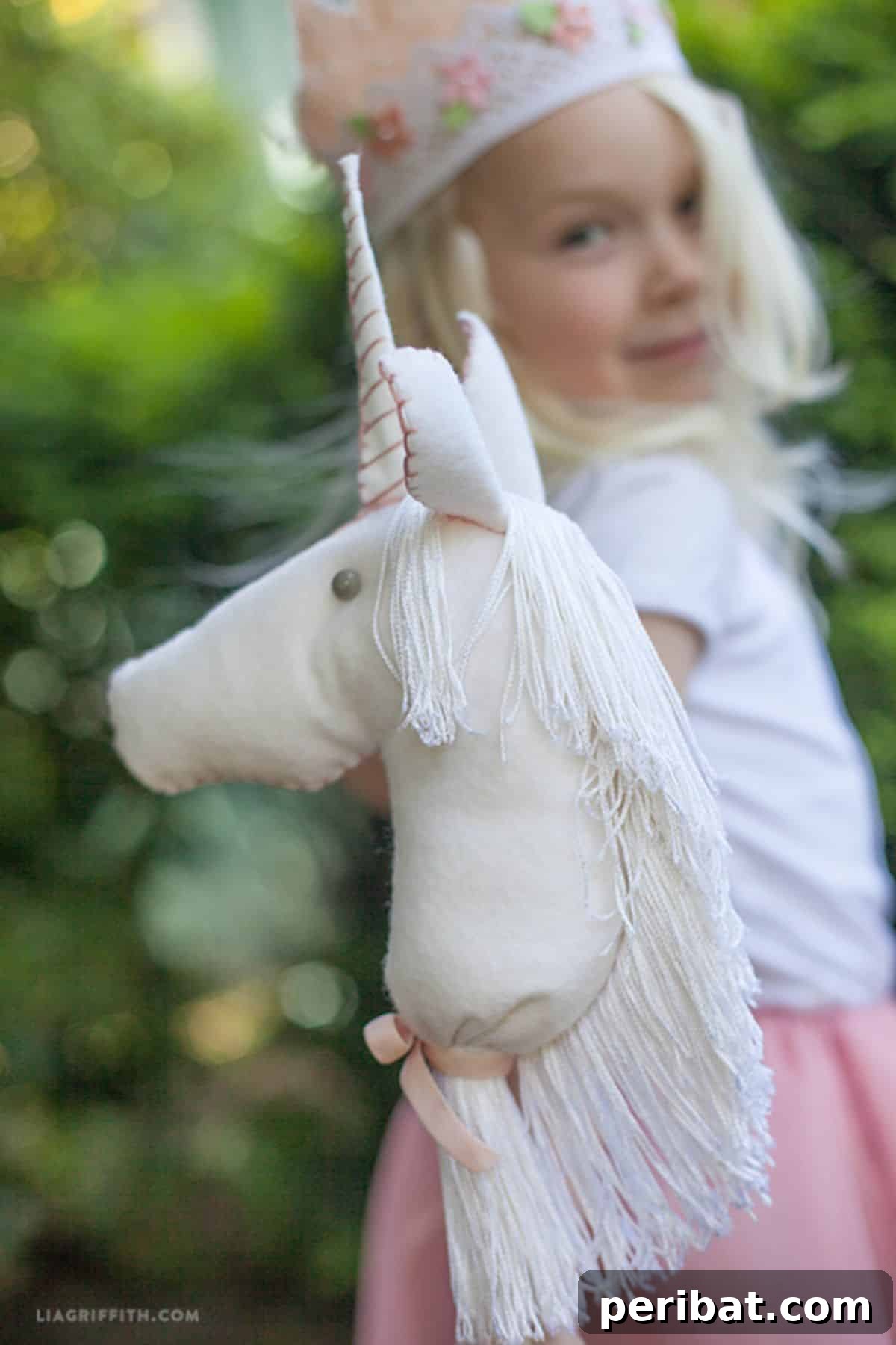 39 Adorable Handmade Gifts for Your Daughter 35 DIY Felt Stick Unicorn for Imaginative Play