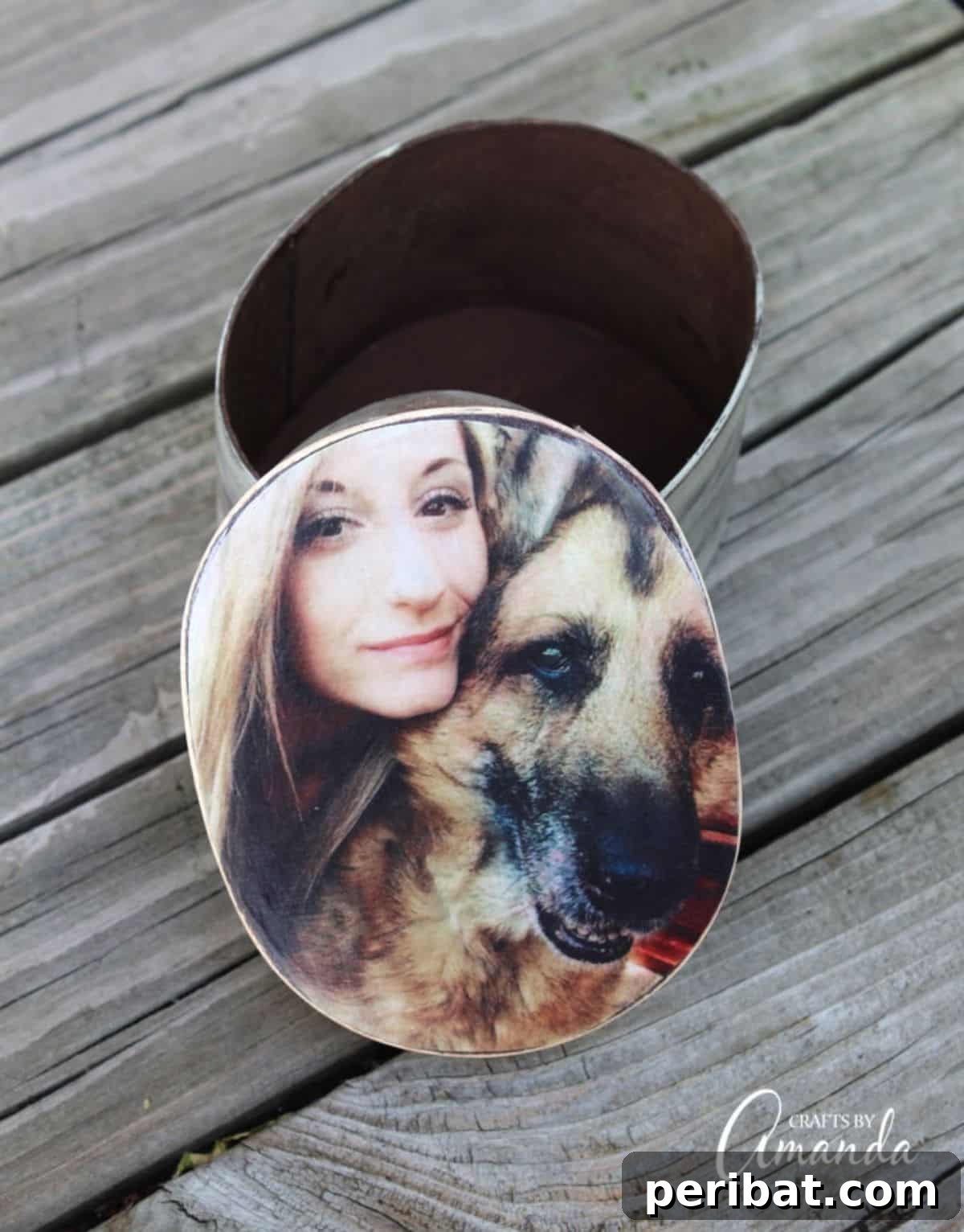 39 Adorable Handmade Gifts for Your Daughter 39 DIY Photo Memory Box for Cherished Moments