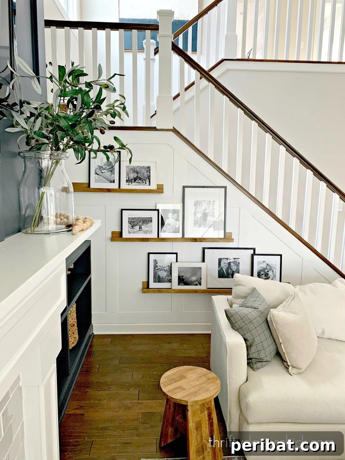 Space-saving DIY Skinny Wood photo ledge