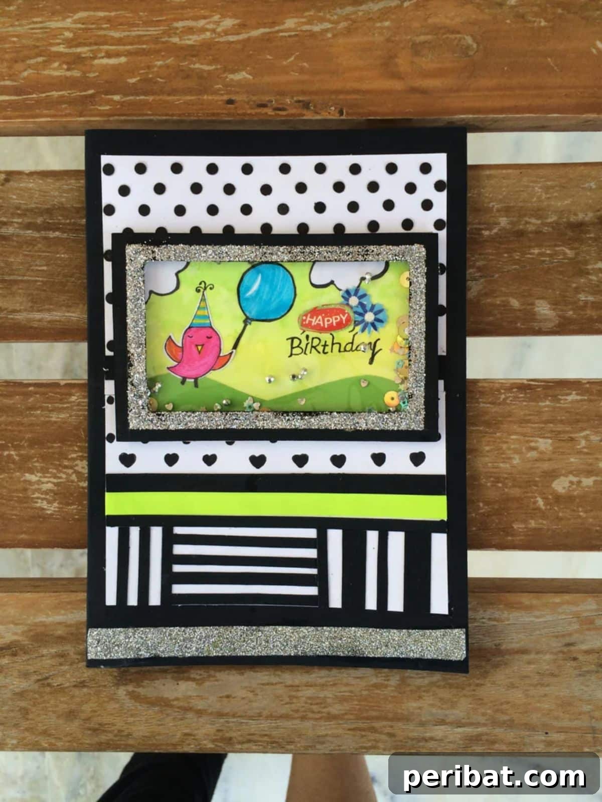 Craft 35 Stunning DIY Birthday Cards 24 DIY Shaker Birthday Card