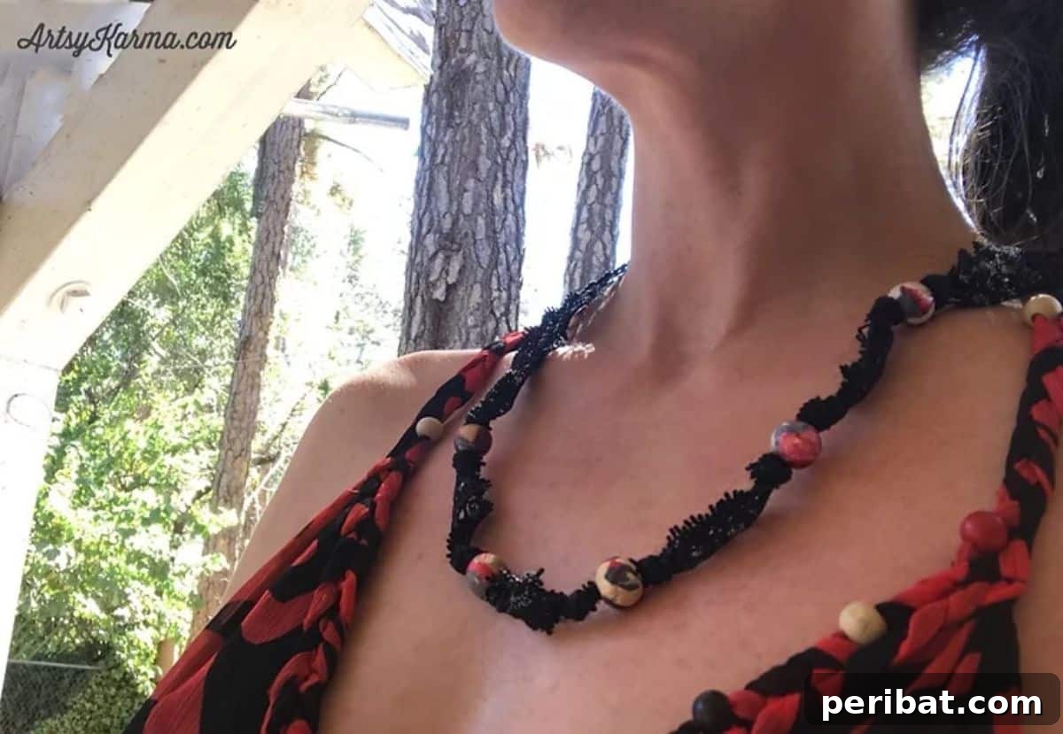 DIY marbled beads necklace, handmade unique jewelry, artistic gift for girlfriend