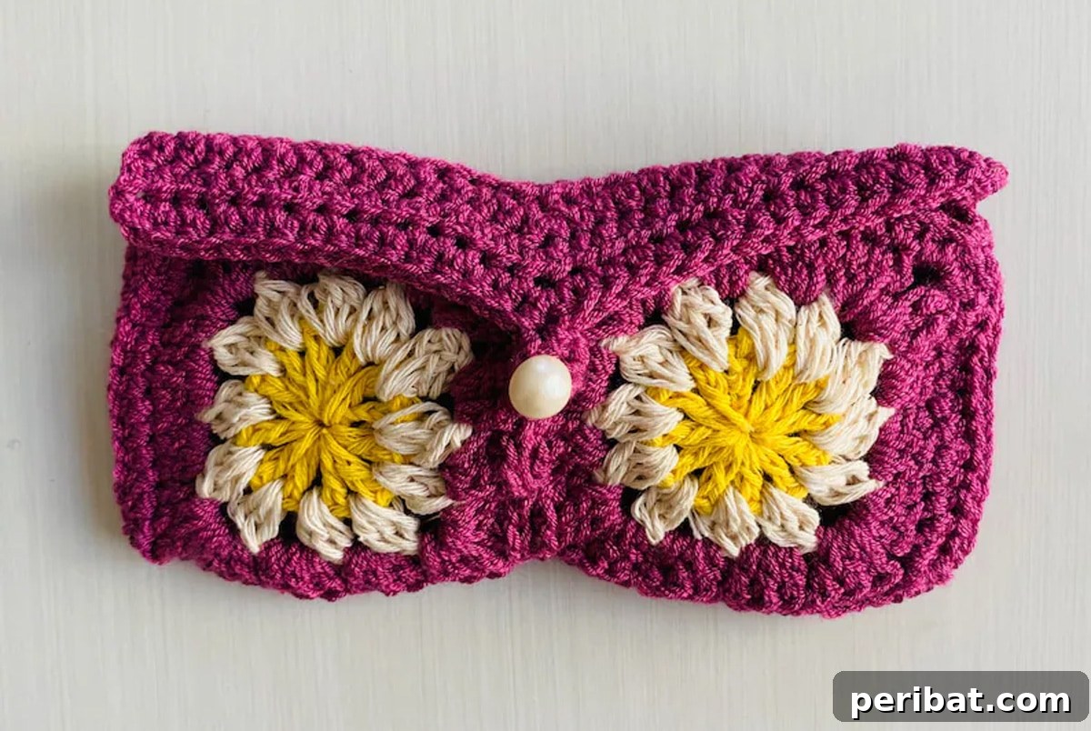 Craft Your Own Stylish Sunglass Cases 34 knitted sunglasses pouch in flower shape