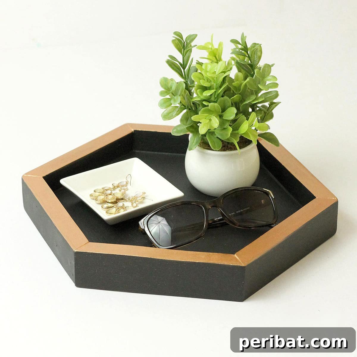 42 Creative DIY Serving Tray Projects 12 Effortlessly crafted hexagon-shaped wooden serving tray for drinks or decor