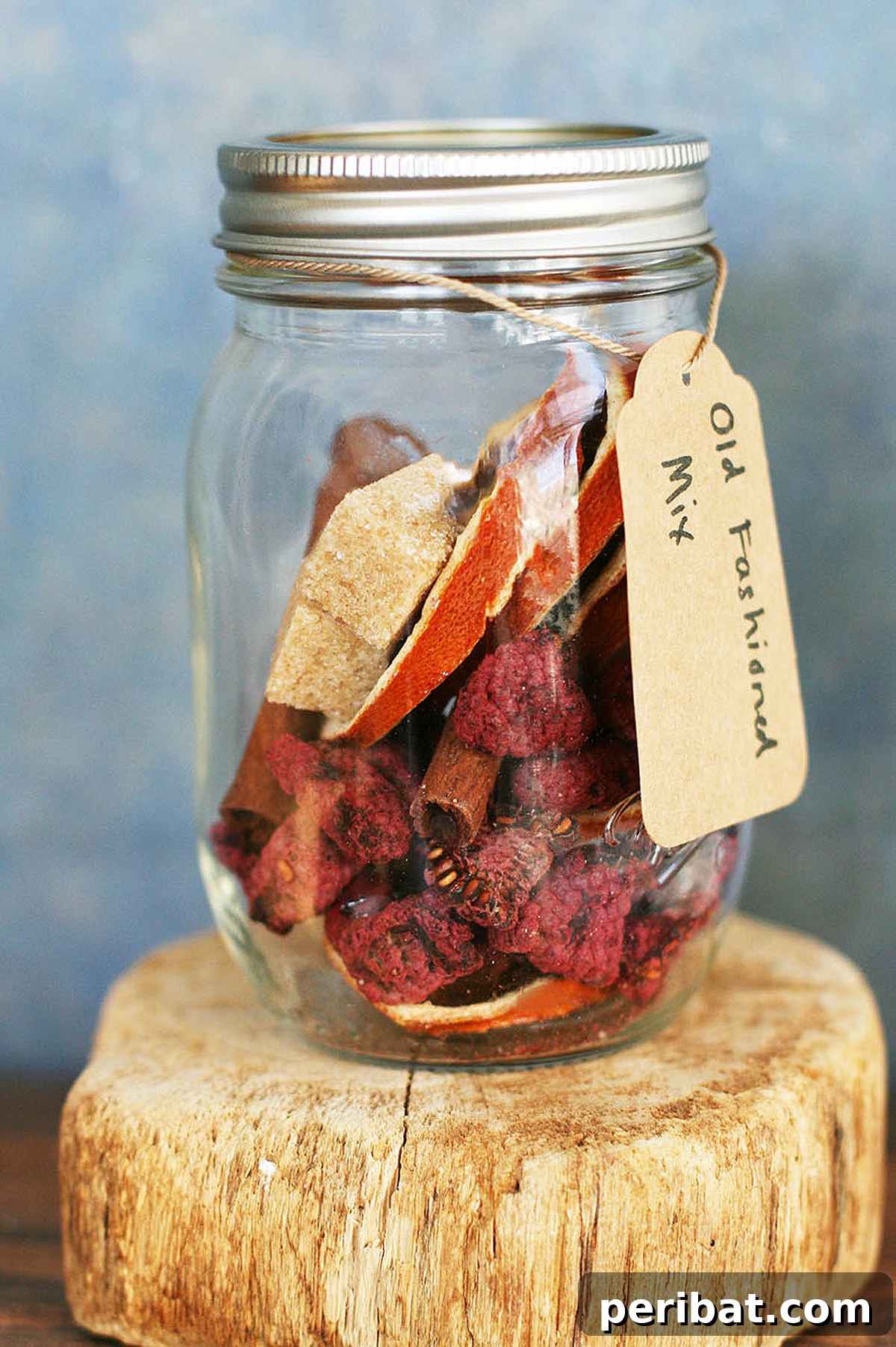 Craft Your Own Cocktails 24 Kit Ideas 5 Classic Old Fashioned in a Jar with fresh fruit infusion.