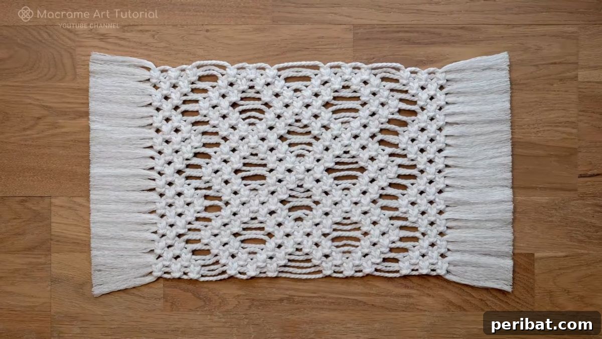 Macrame Table Turner