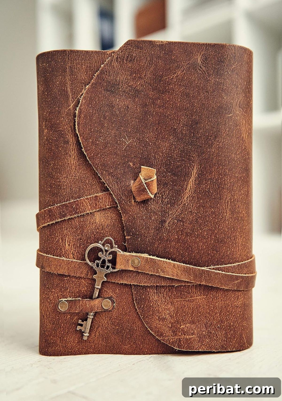 Craft Your Own: 41 Inspiring Leather Journal Projects 15 Vintage Leather Journal