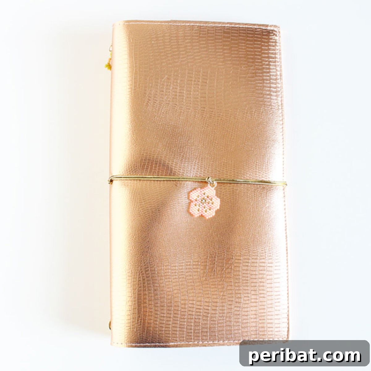 Craft Your Own: 41 Inspiring Leather Journal Projects 21 Travel Leather Journal Notebook