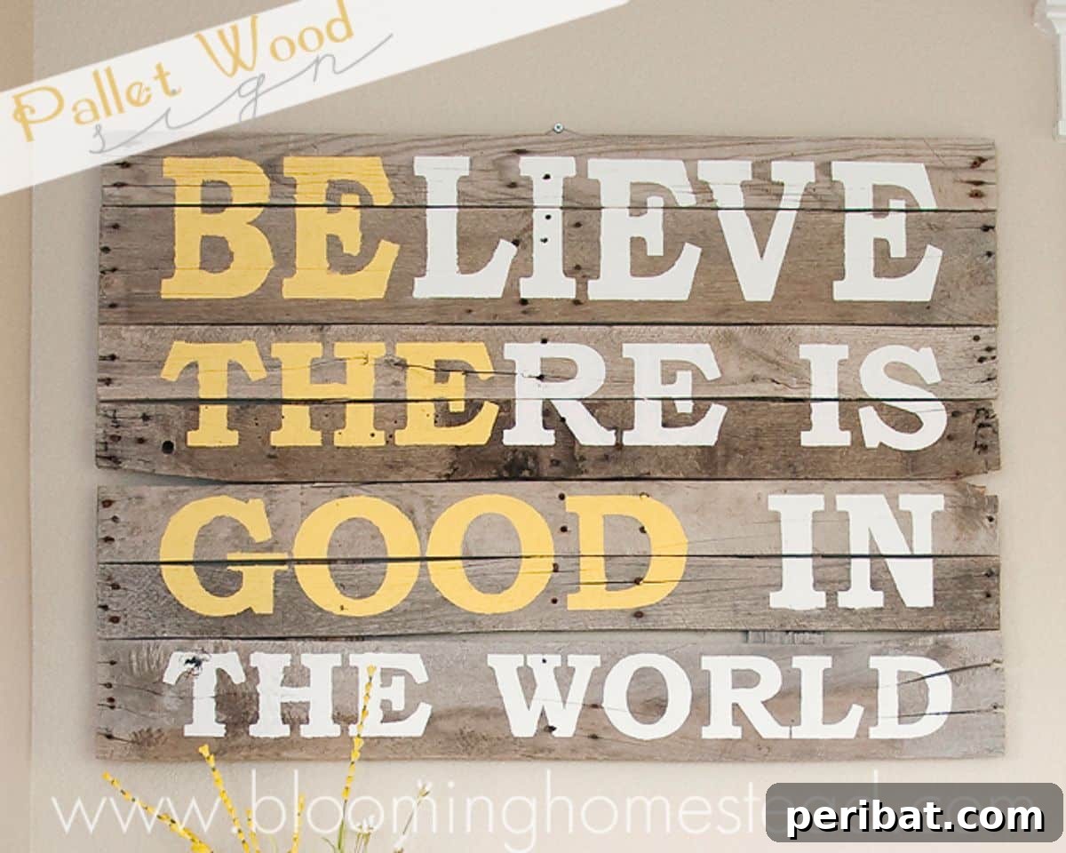 DIY Two-Toned Pallet Wood Sign