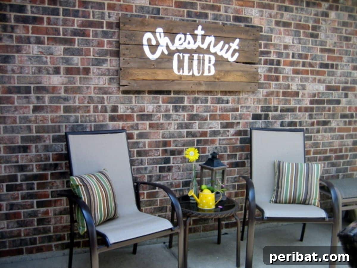 DIY Hand Painted Pallet Sign