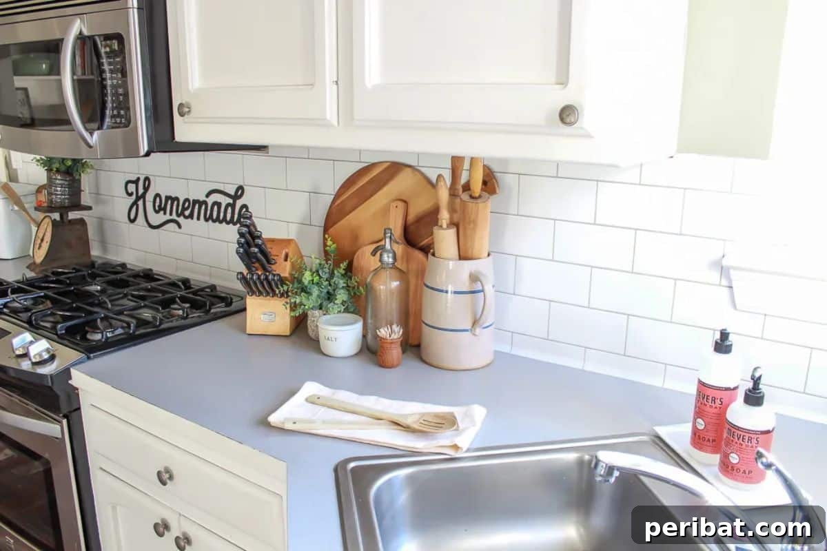 Instant Style: 32 DIY Peel and Stick Backsplash Makeovers 16 DIY Faux Subway Tile Backsplash for a Classic Kitchen