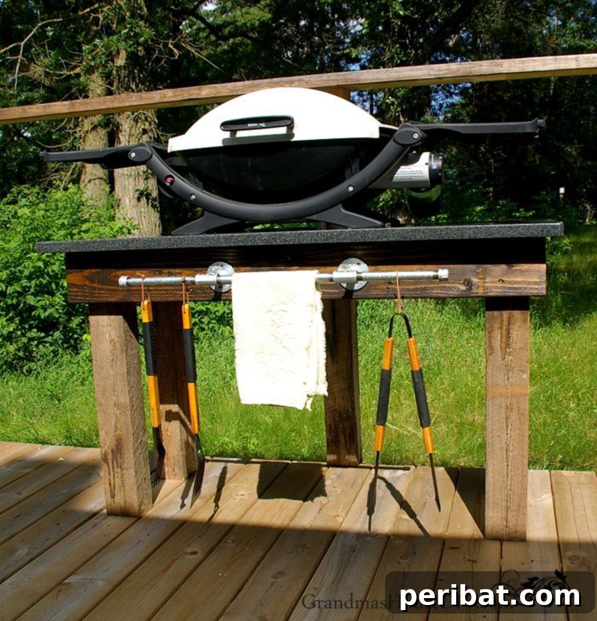 DIY Grill Station tutorial featuring elegant granite countertops and sturdy 4x4 posts.