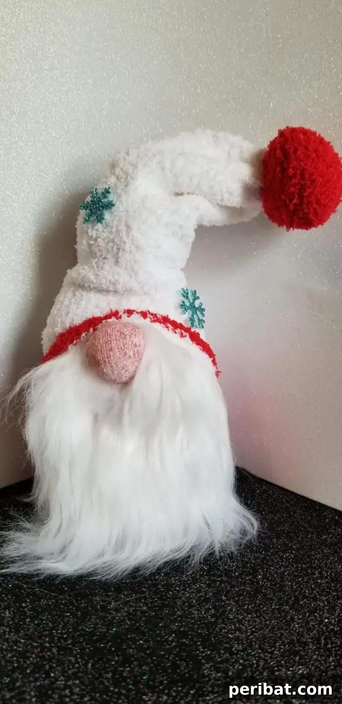 46 Cozy DIY Winter Gnome Crafts 11 DIY Christmas Sock Gnome