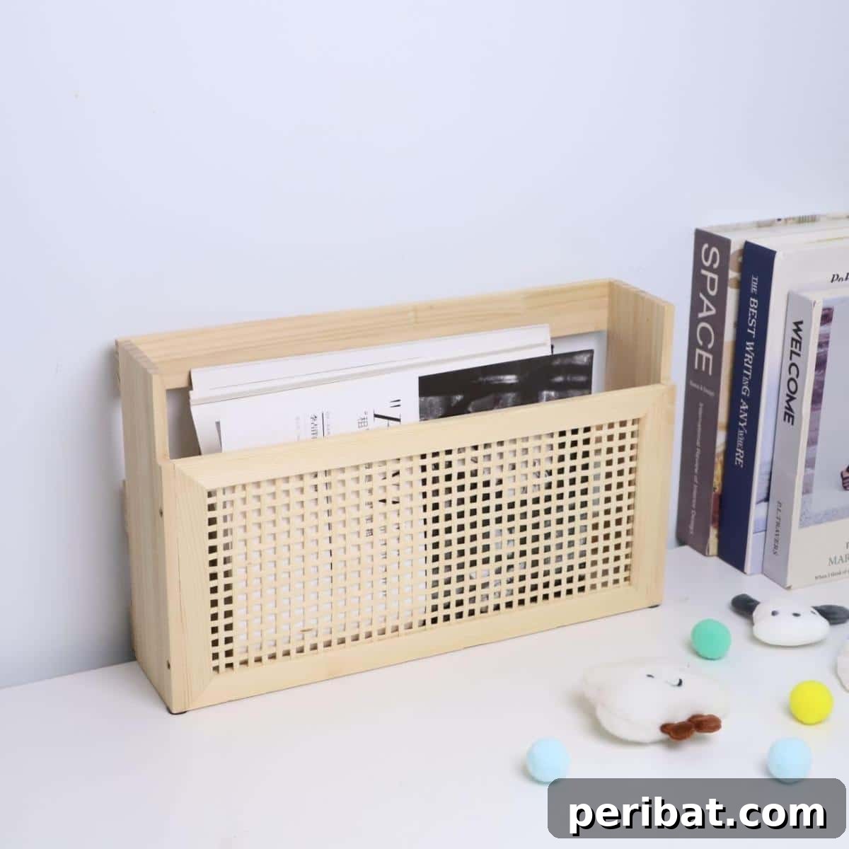 Quaint DIY Wall-Mounted Wooden Magazine Holder