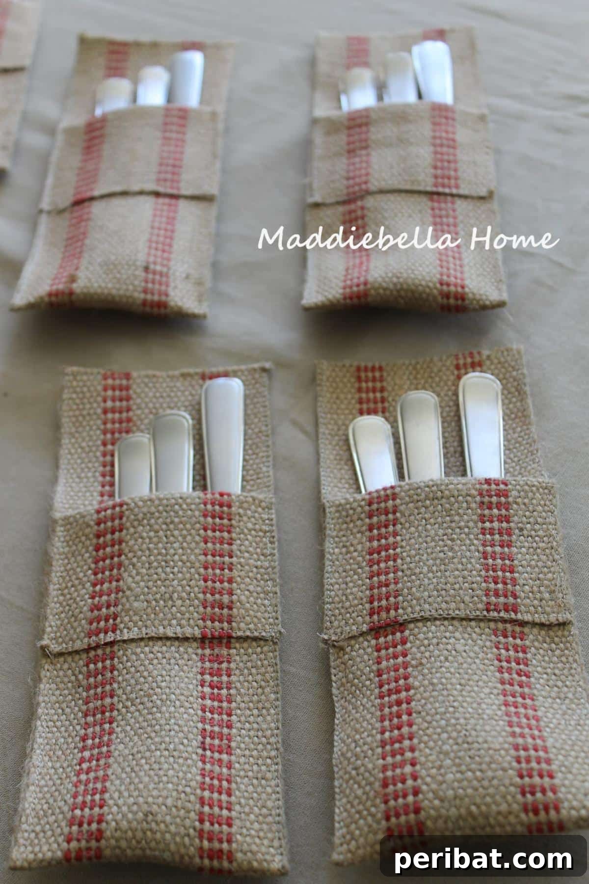 DIY Rustic Utensils Holders made from burlap webbing, perfect for country-style kitchens or vintage-inspired study rooms.