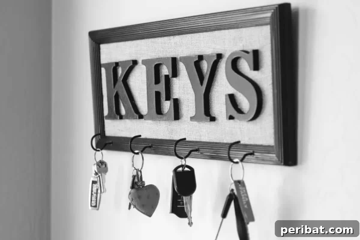47 Clever DIY Key Holder and Organizer Projects 34 DIY Farmhouse Style Key Holder