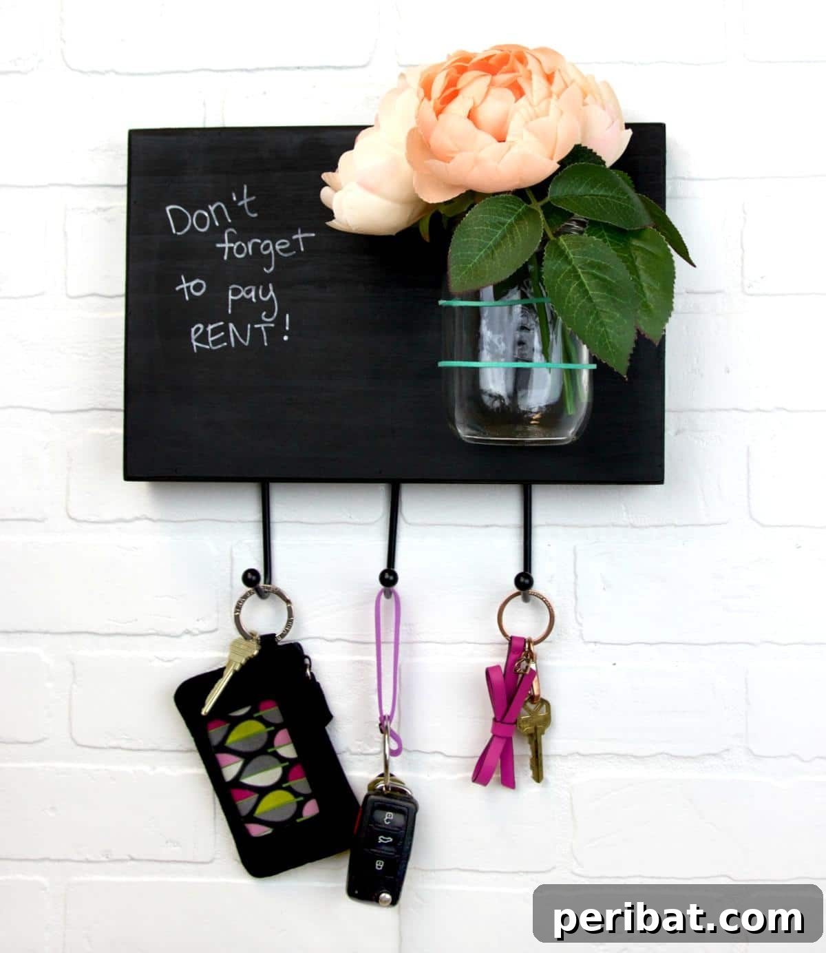 47 Clever DIY Key Holder and Organizer Projects 41 DIY Memo Board Key Rack