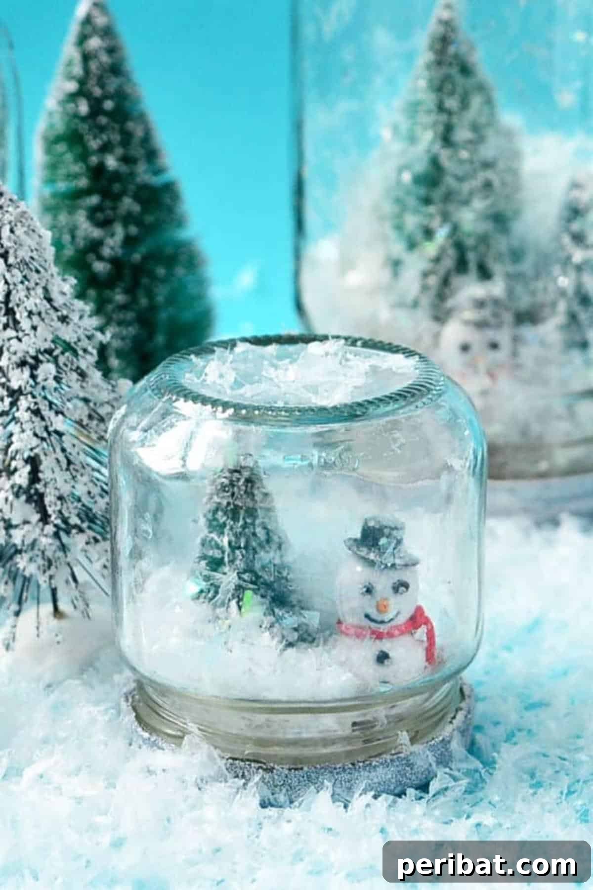 Craft Your Own Winter Wonderland: Snow Globe Projects & Kits 22 DIY Waterless Snow Globe