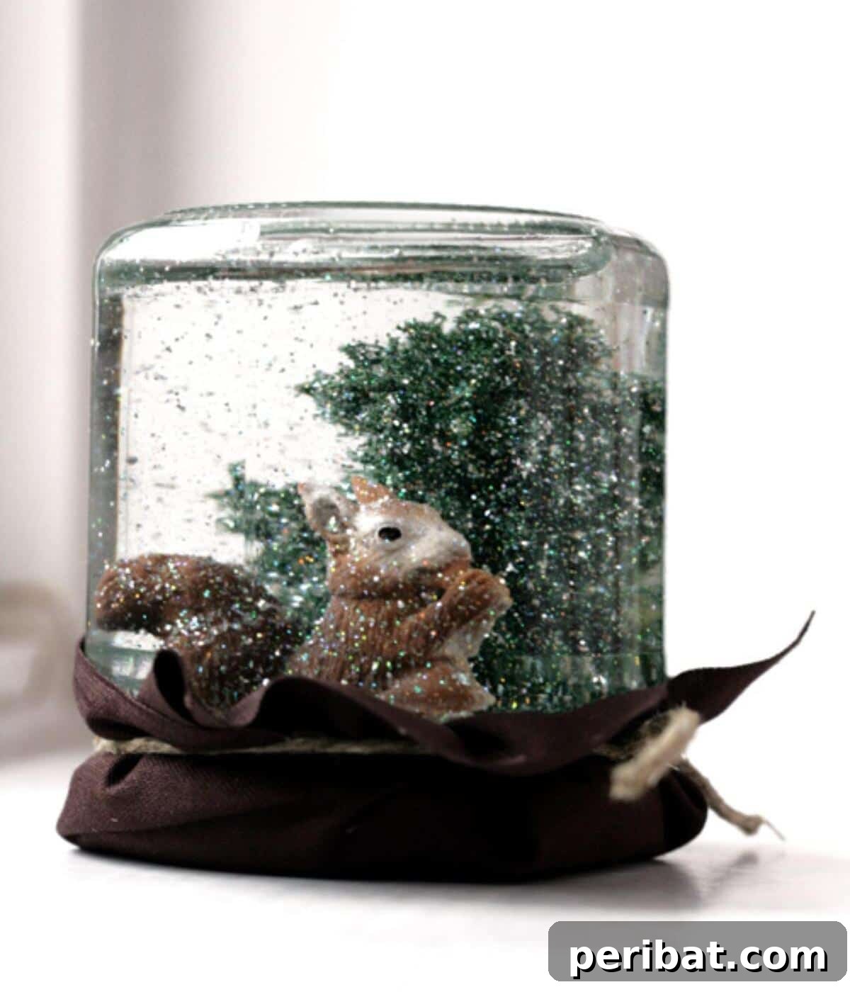 Craft Your Own Winter Wonderland: Snow Globe Projects & Kits 38 DIY Snow Dome