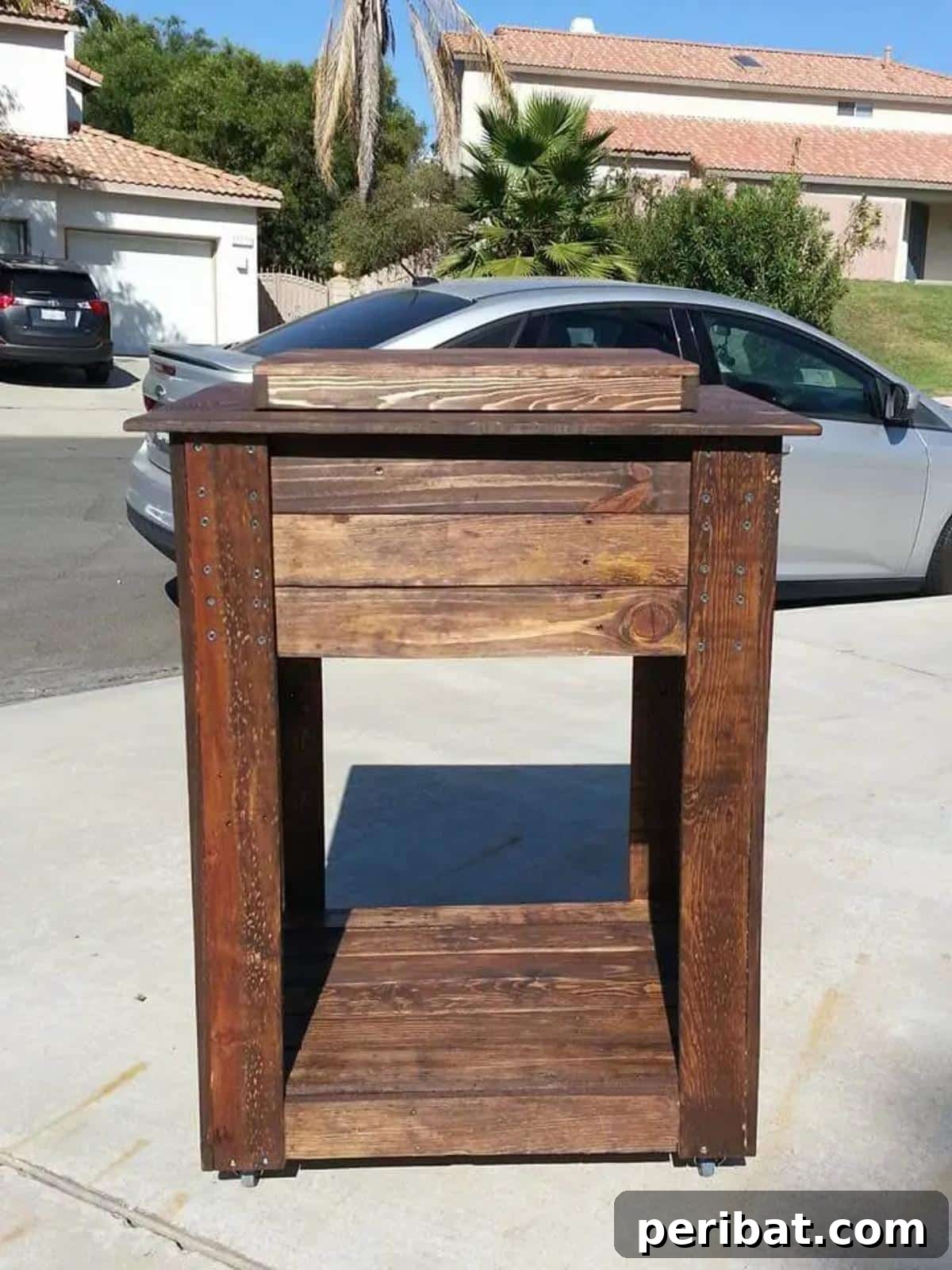 Homemade Patio Refreshment Stations 18 Cooler Stand Pallet
