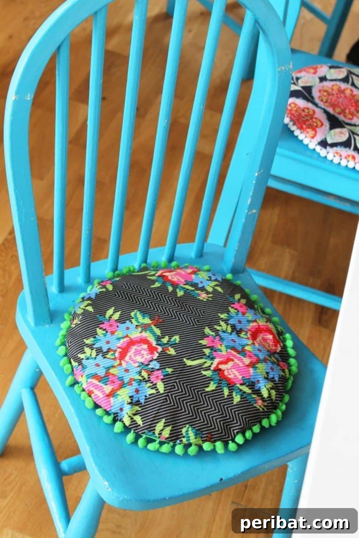 Pom Pom Cushion Seat