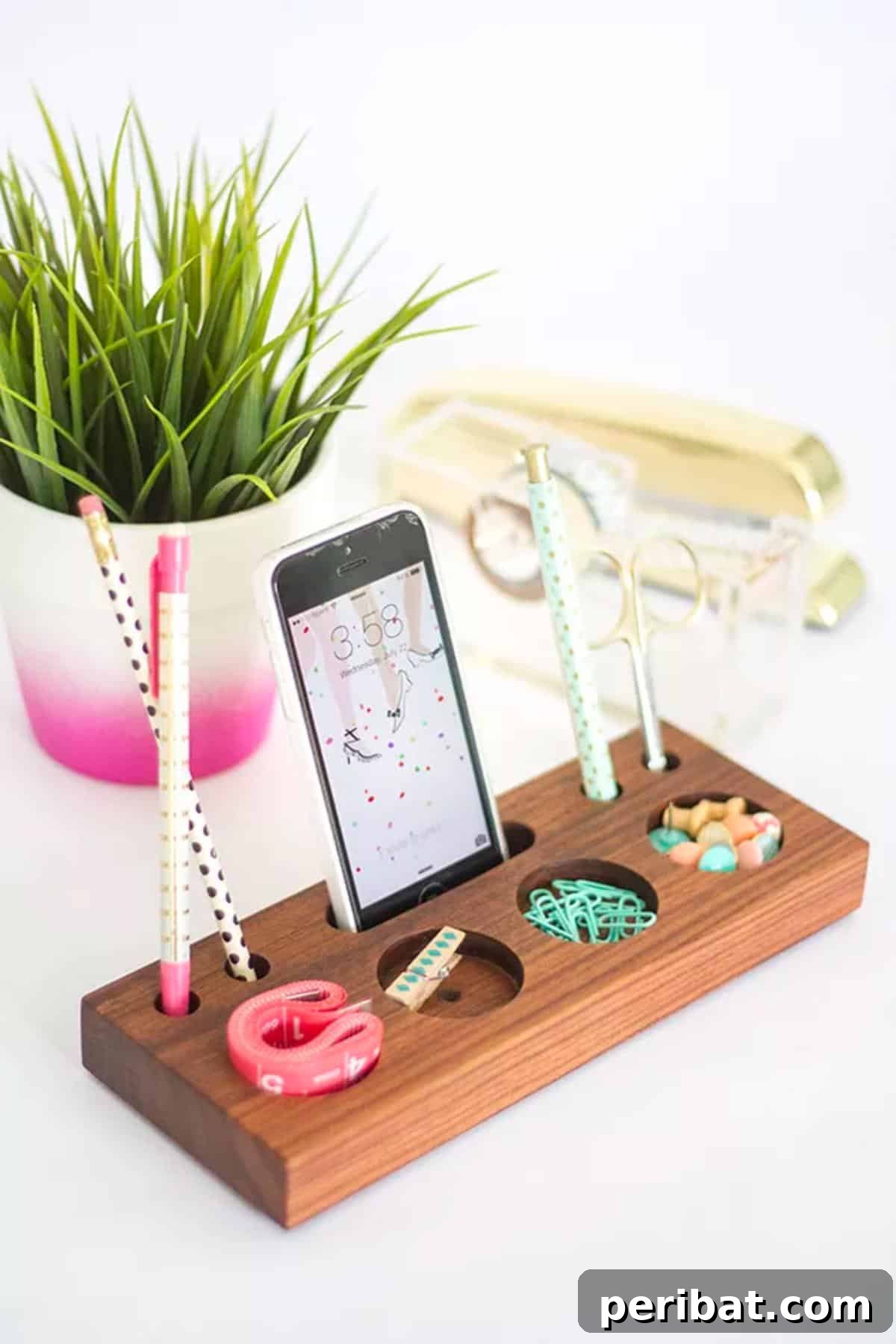 43 DIY Home Office Upgrades for Your Perfect Workspace 5 DIY Modern Desk Organizer From a Block of Wood