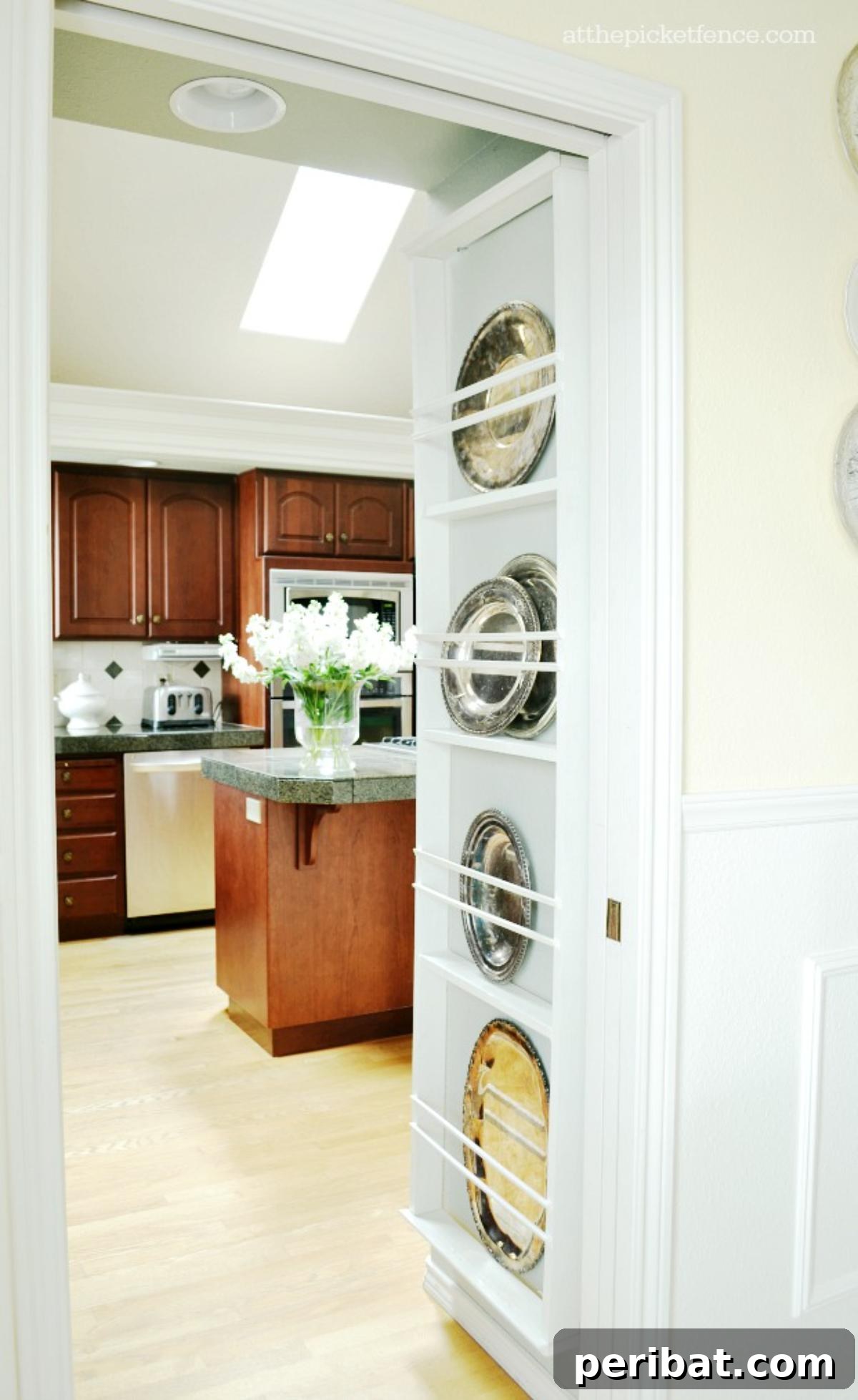 Elegant DIY Wall Plate Rack for Display
