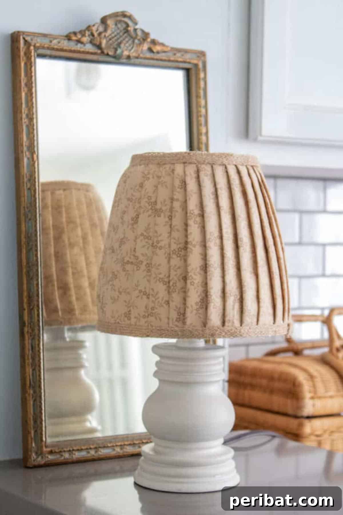 50 Creative DIY Lampshade Makeovers 9 DIY Fabric Lamp Shades
