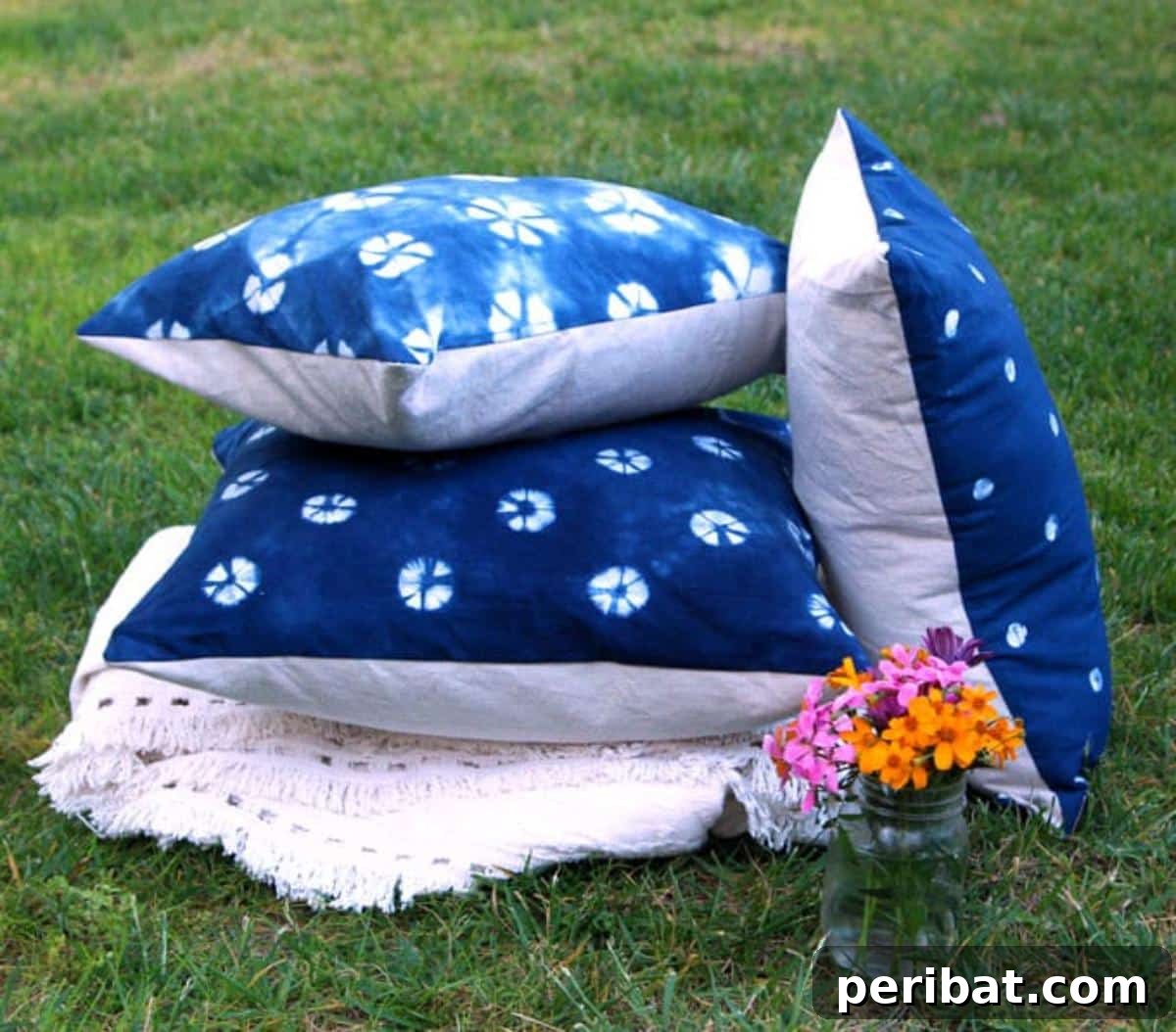47 Inspiring DIY Throw Pillow Designs 29 Quick and easy 10-minute throw pillows made with repurposed fabric, perfect for sustainable decor.