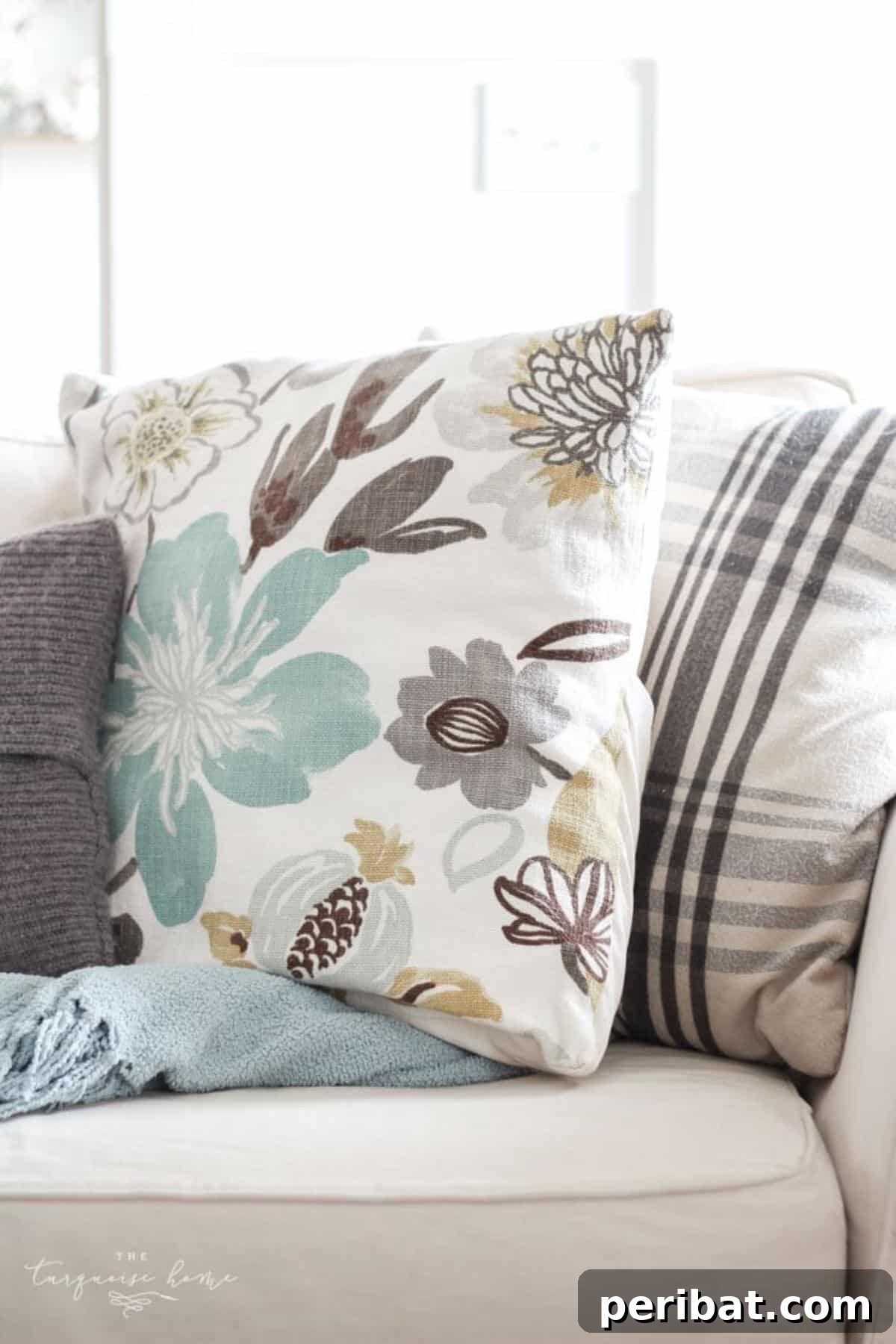 47 Inspiring DIY Throw Pillow Designs 6 A simple yet stylish DIY throw pillow, perfect for quick home decor upgrades.