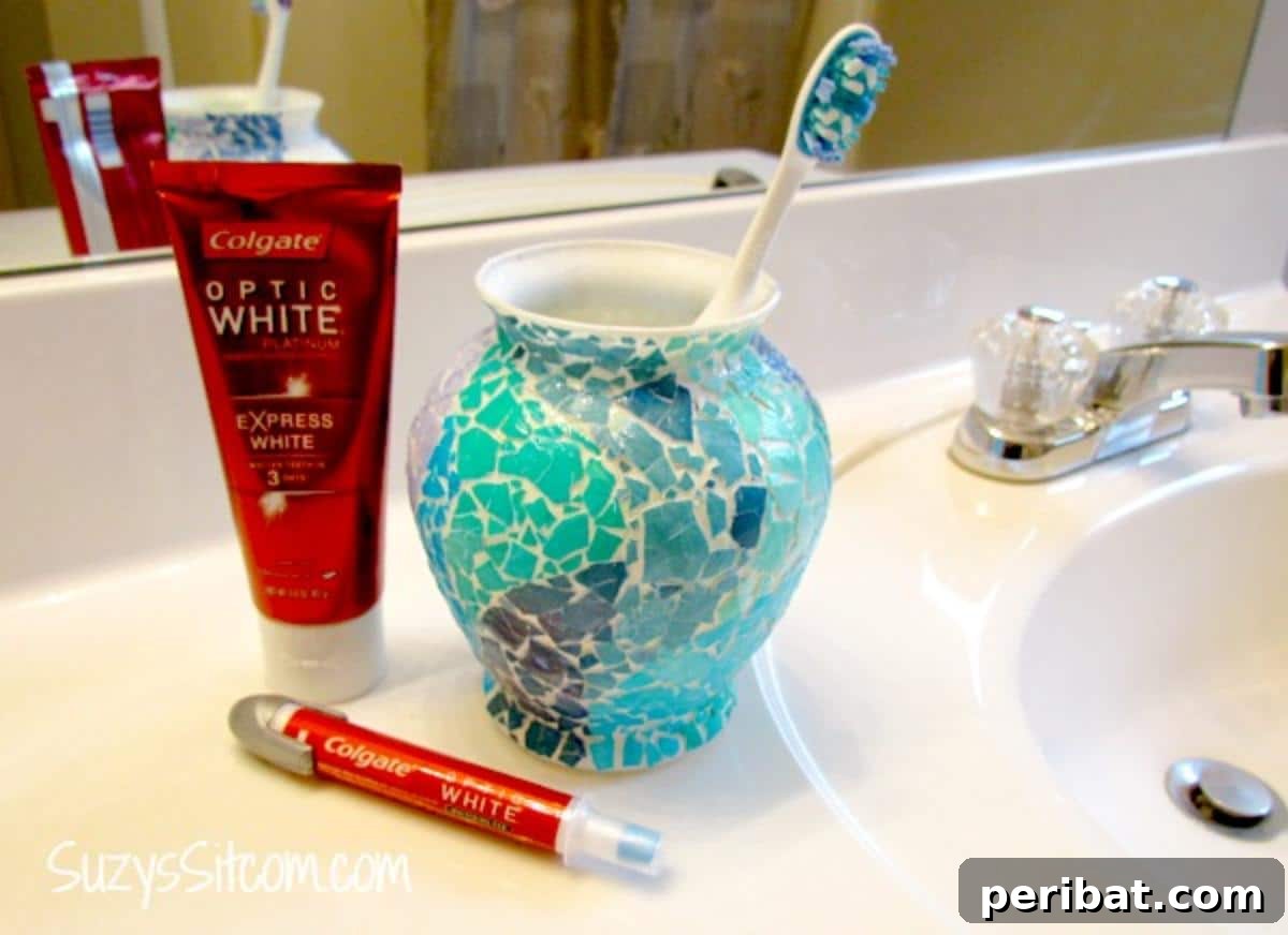DIY Mosaic With Eggshells
