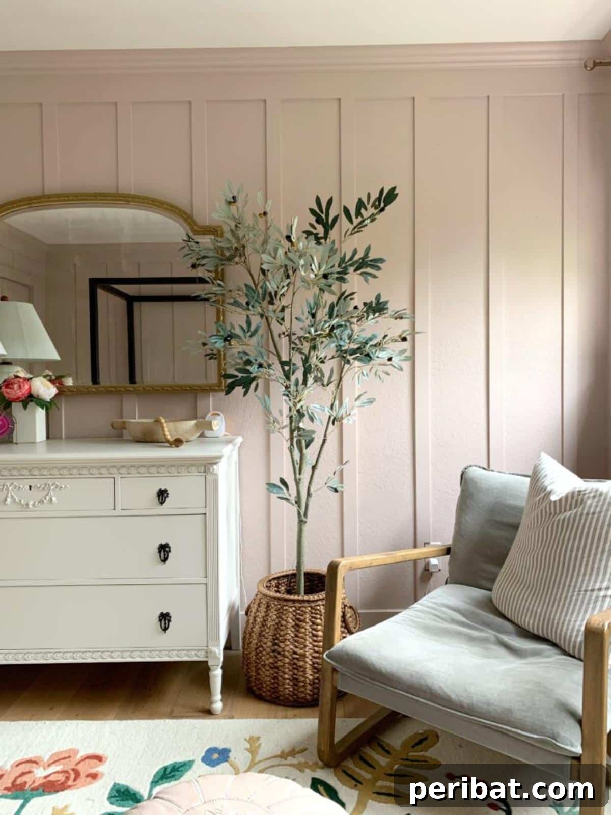 DIY Decorative Wall Moulding