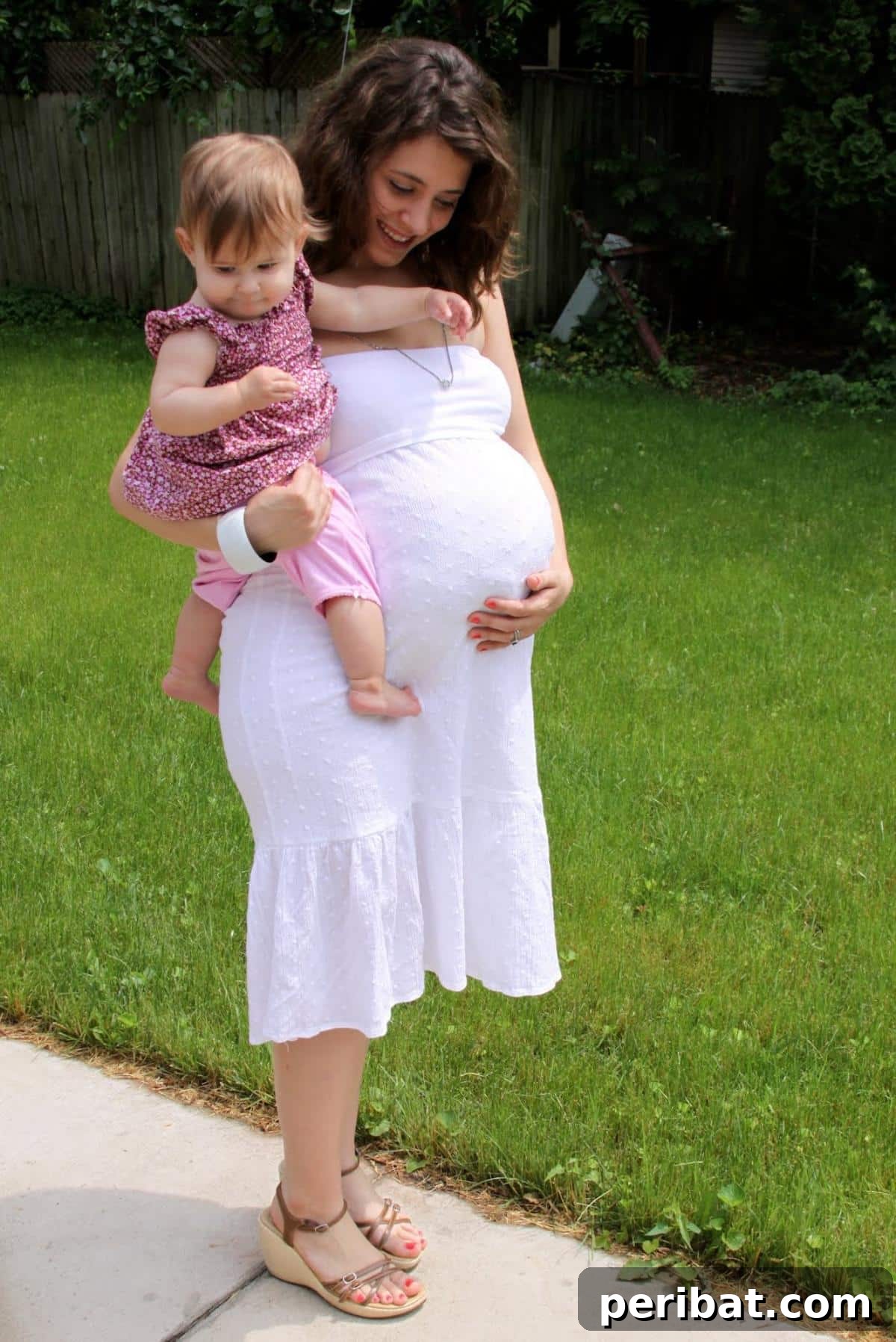 34 Stylish Maternity Sewing Patterns 21 Convertible Maternity Skirt/Dress