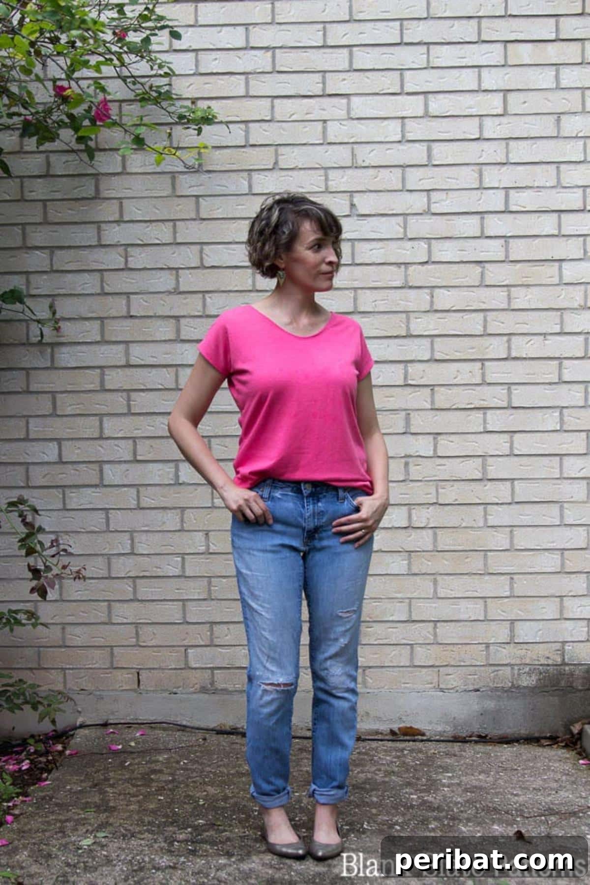 39 Stylish Blouse Sewing Projects 12 Pink t-shirt.