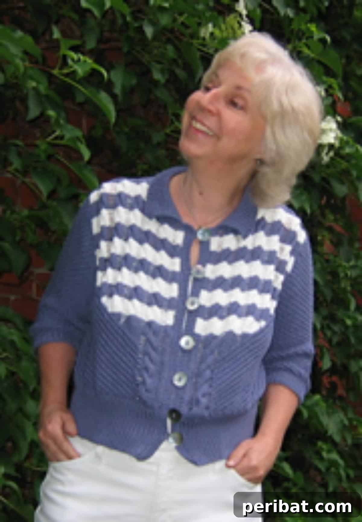 Sewing Through the Thirties: 28 Classic Patterns 18 Pretty Summer Woolley