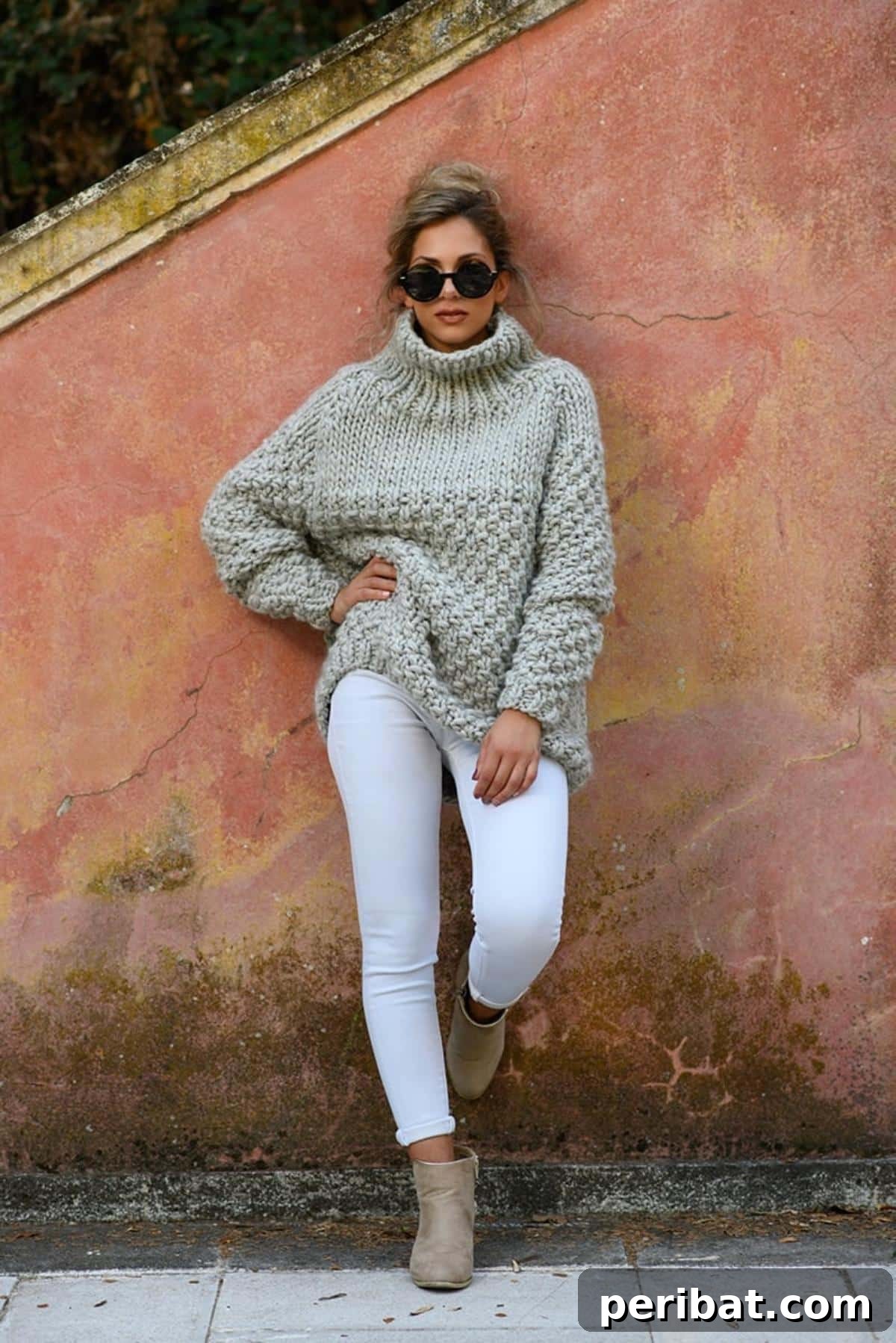 Oversized Chunky Knit Sweater, a textured, warm sweater for fall and winter.