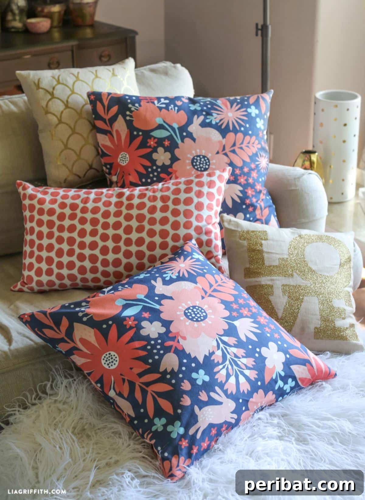 Stitch Your Way to Coziness: 38 Pillow Pattern Ideas 5 Zipper Pillows