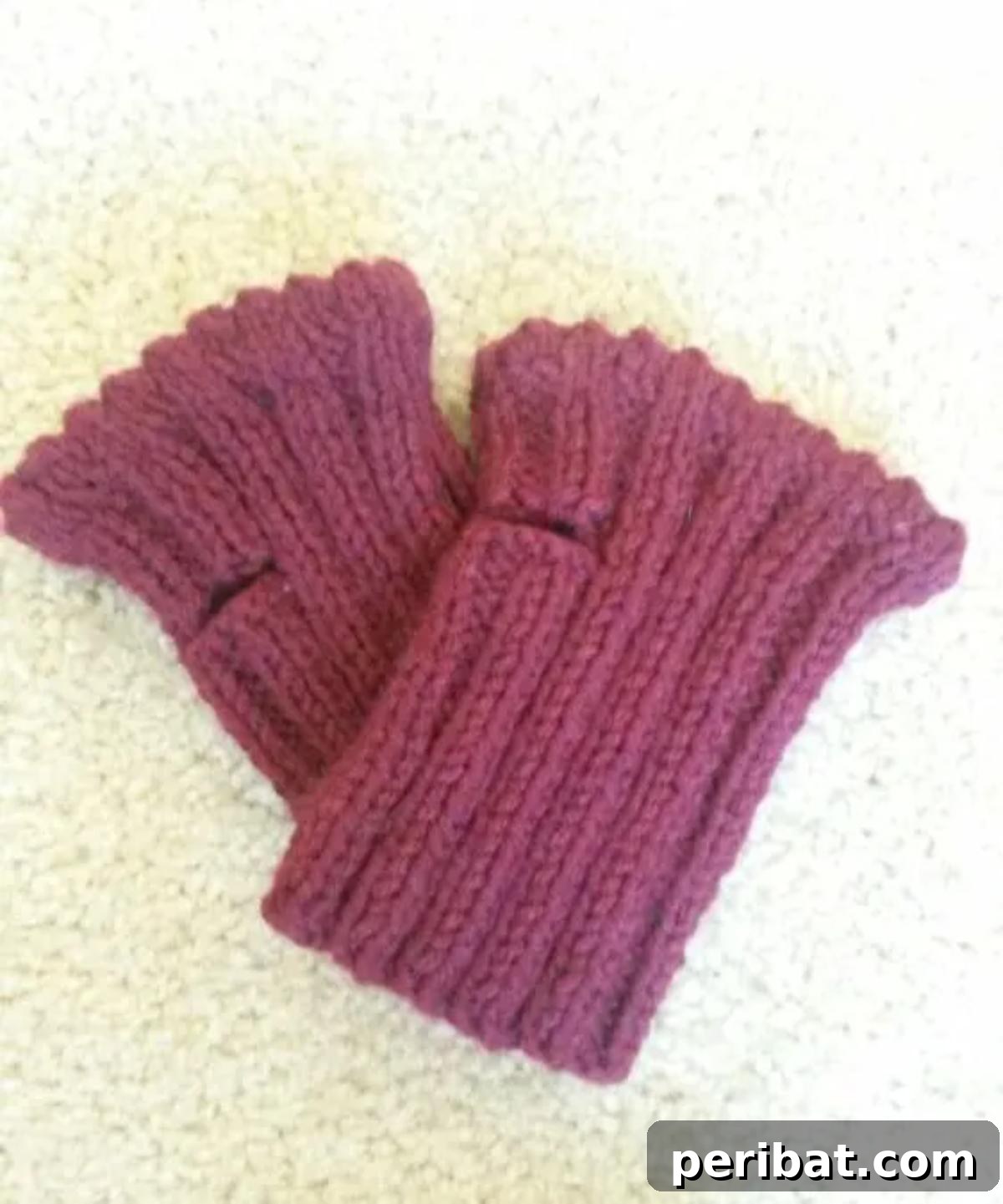 Short Fingerless Gloves