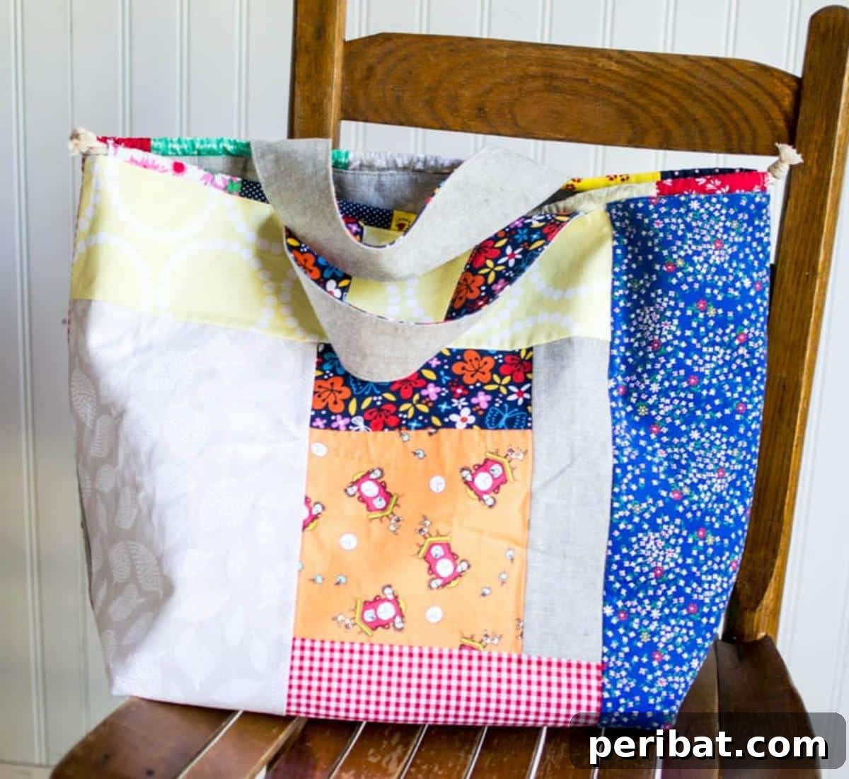 A stylish Japanese-inspired patchwork tote bag, perfect for everyday use.