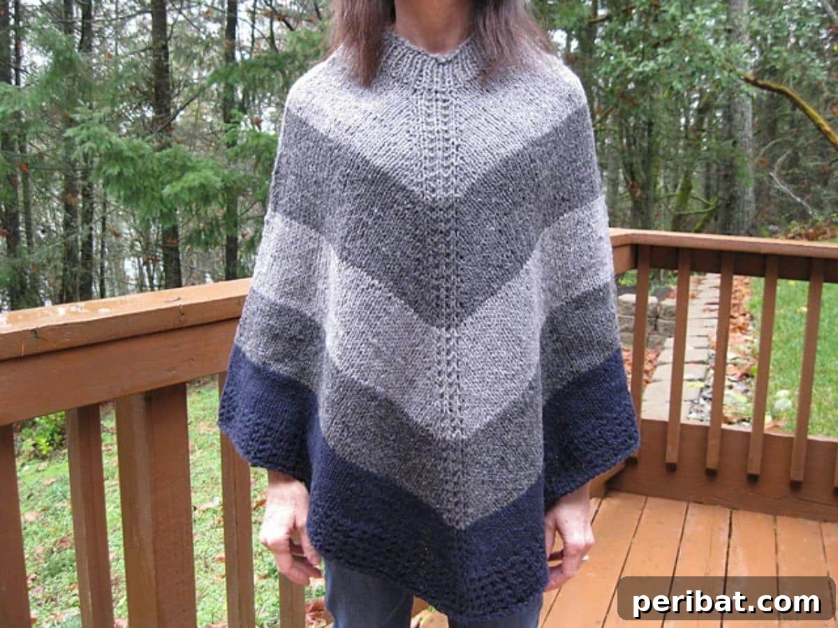 29 Stylish Poncho Knitting Patterns 10 Minjia Poncho