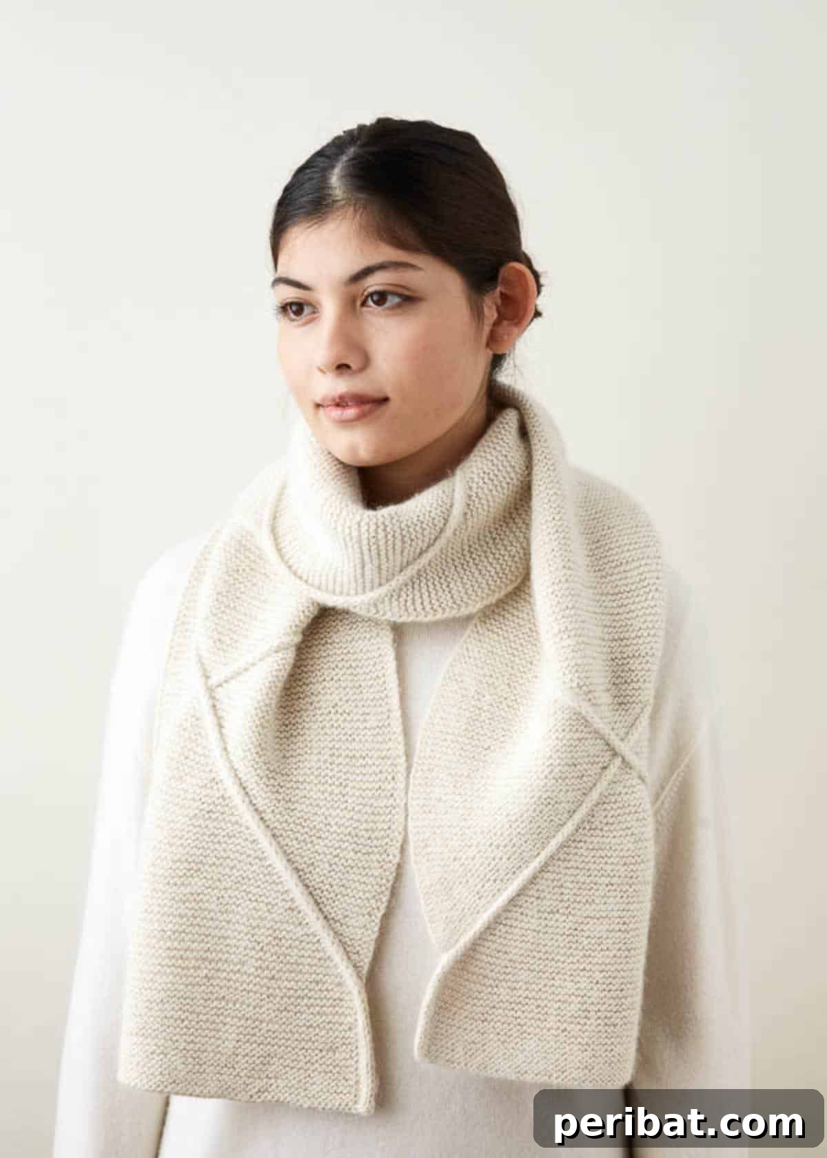 25 Inspiring Cable Knit Scarf Designs 7 Delicate Cable Scarf