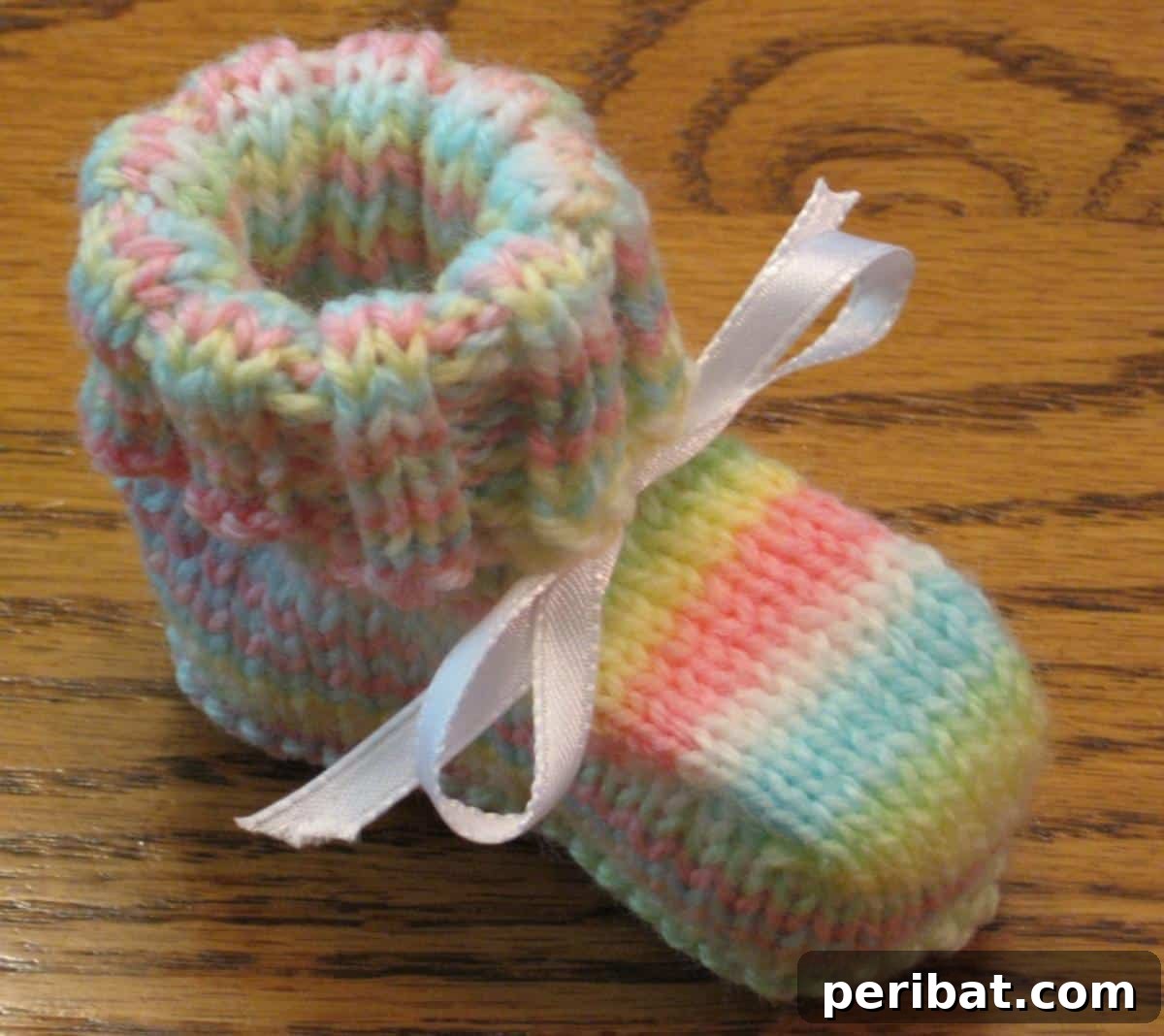 27 Delightful Baby Bootie Knitting Patterns 22 Baby Booties Without Seams (Top Down)