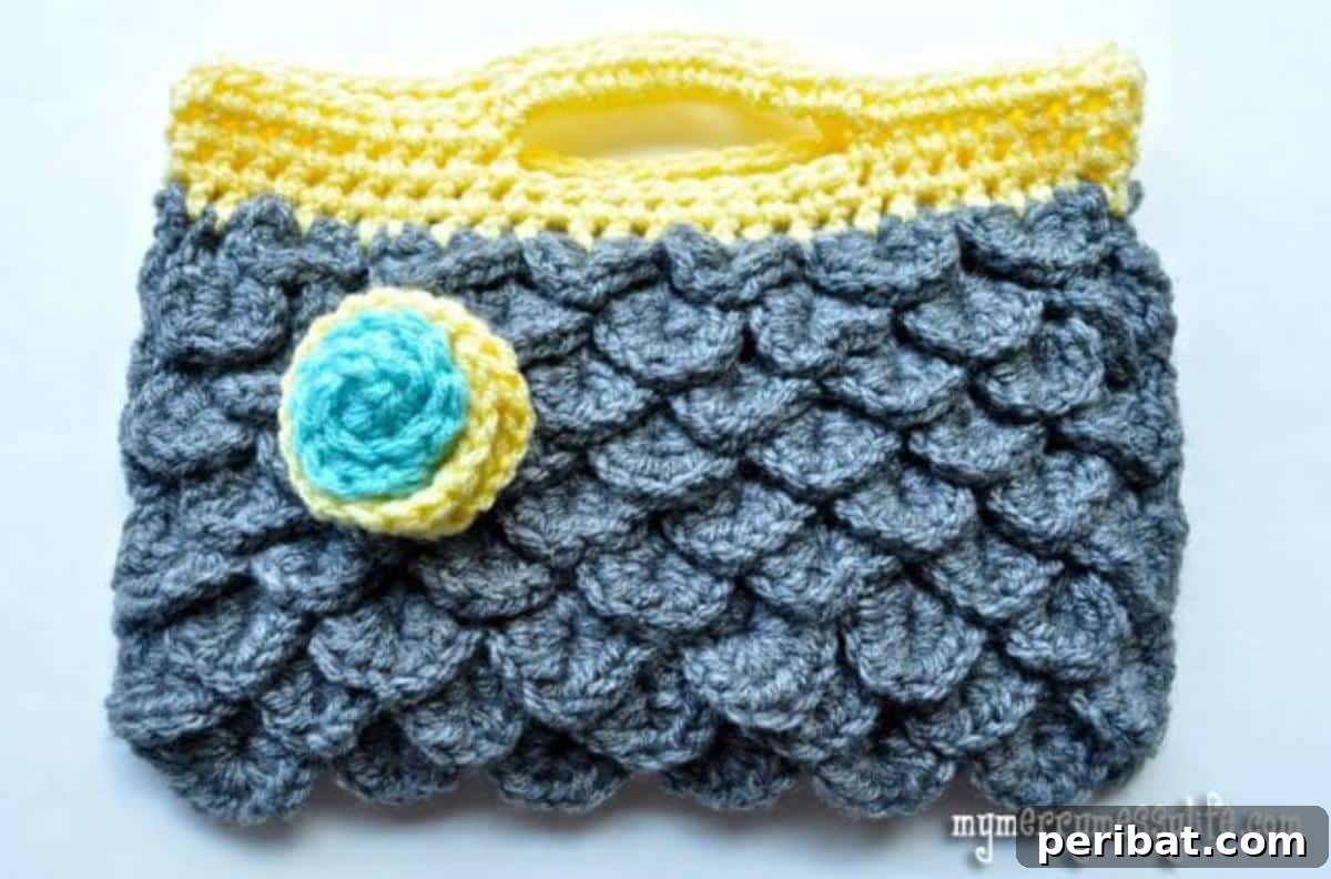 Textured Crochet Crocodile Clutch Purse