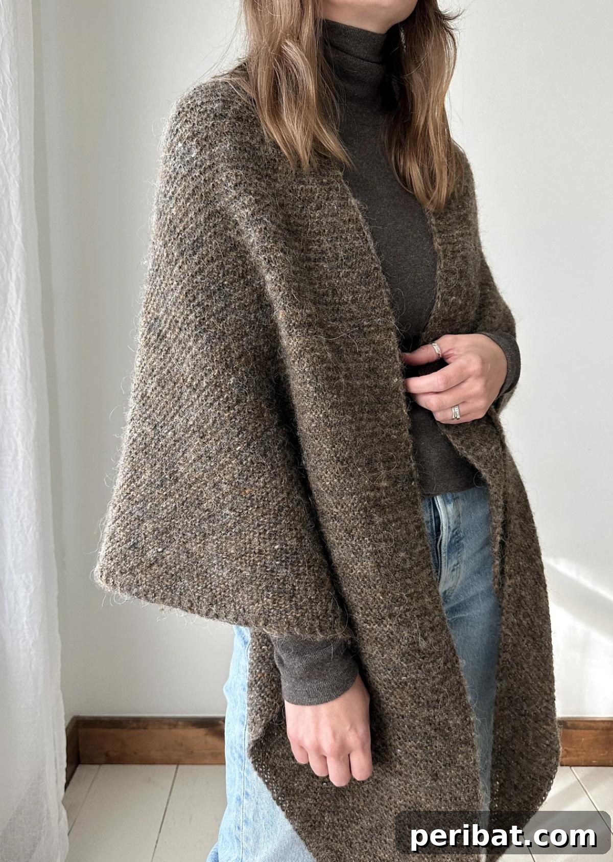 Knit Stunning Shawls: 34 Free Patterns and How-To Guides 33 Classic Garter Shawl