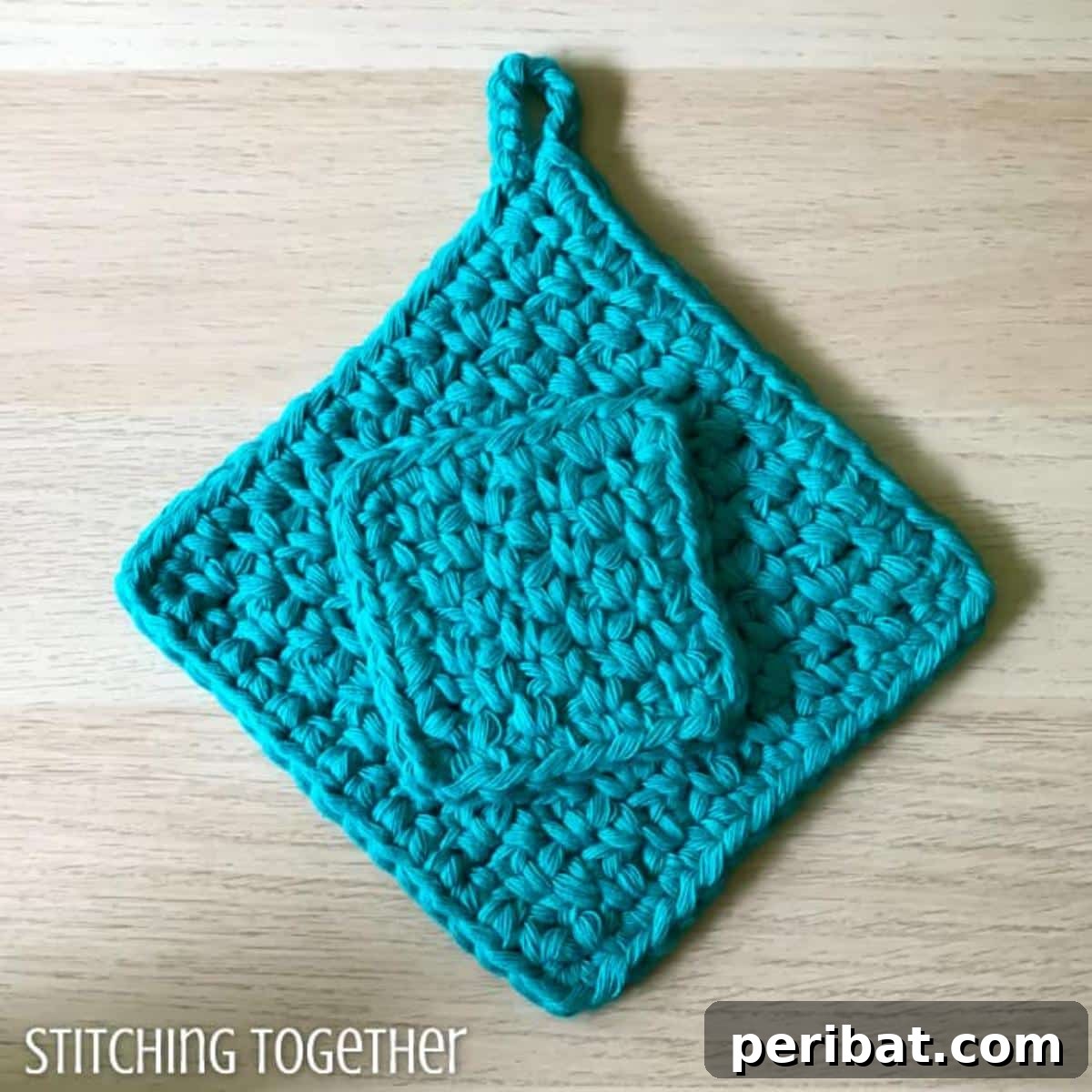 A straightforward yet highly effective easy crochet potholder in a sturdy, thick design, perfect for beginners and reliable heat protection.